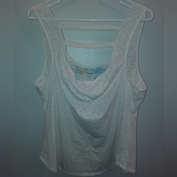 No Boundaries women’s juniors XL tropical tank top size XL, strappy back EUC - Picture 5 of 7